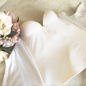 David's Bridal White Corset Bra - sz 34A